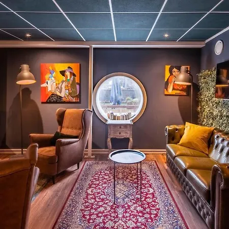 Hotel H2otel Rotterdam