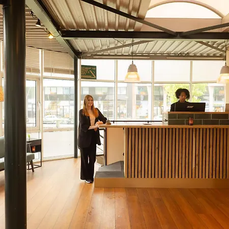 Floats By H2otel Hotel 3*