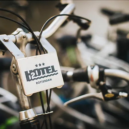 Hotel Floats By H2otel