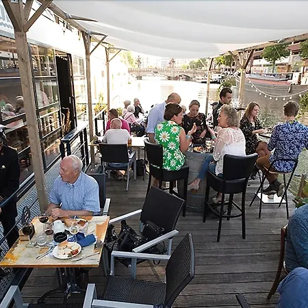 Floats By H2otel Rotterdam