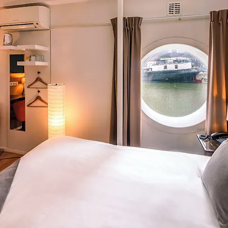 Floats By H2otel Hotel 3*