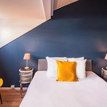 Floats By H2otel 3*
