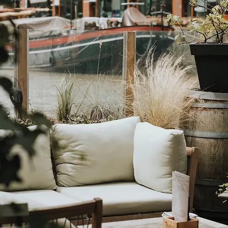 Floats By H2otel Hotel Rotterdam