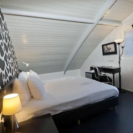 Hotel H2otel Rotterdam