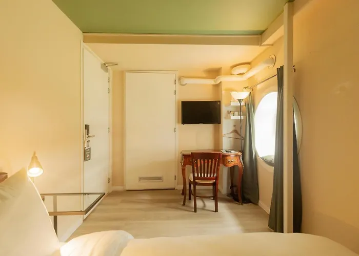 Floats By H2otel Hotell Rotterdam