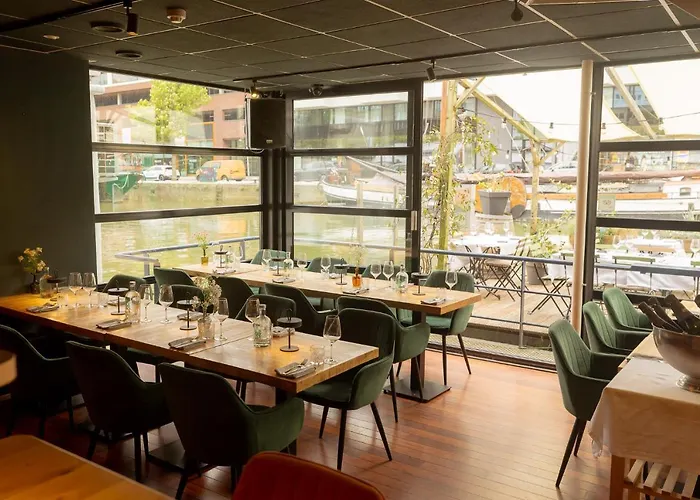 Floats By H2otel Rotterdam