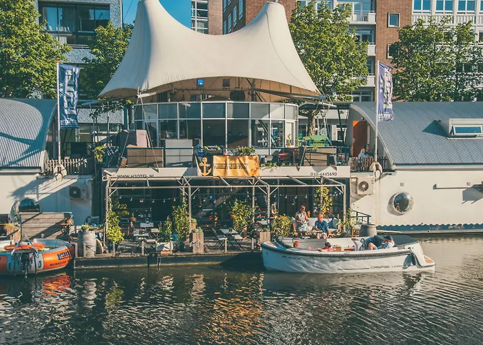 Floats By H2otel Hotel 3*