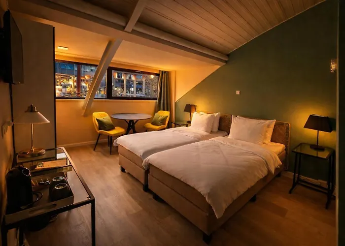 Floats By H2otel Hotell