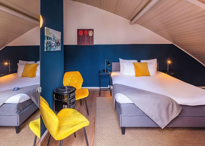 Floats By H2otel Hotell 3*